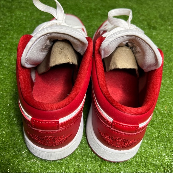 Air Jordan 1 Low GS “Gym Red” - Picture 3 of 3